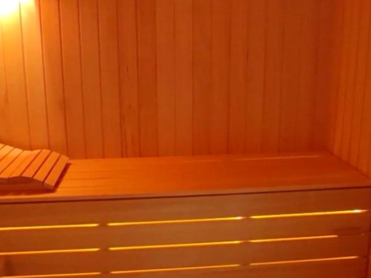 Refleksoloji mi, Ayak Masajı mı? İkisi Aynı Şey Değil
